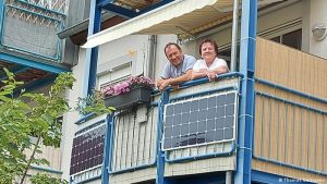 Is it possible to install a solar panel on a balcony?